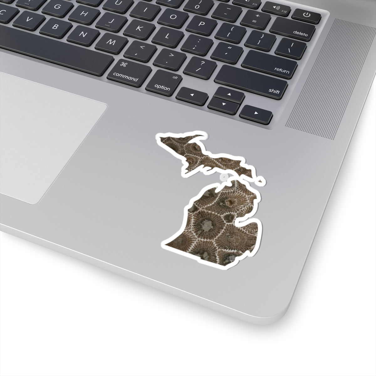 Michigan Petoskey Stone Kiss Cut Sticker – State Outline Fossil Rock Design